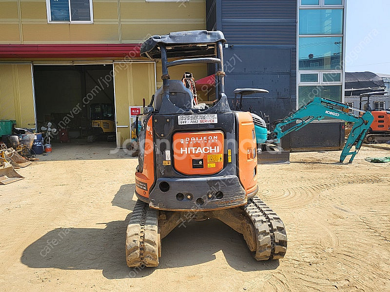 중고미니굴삭기 2016년식 히타치 3톤 버켓3종 농장용 판매--4